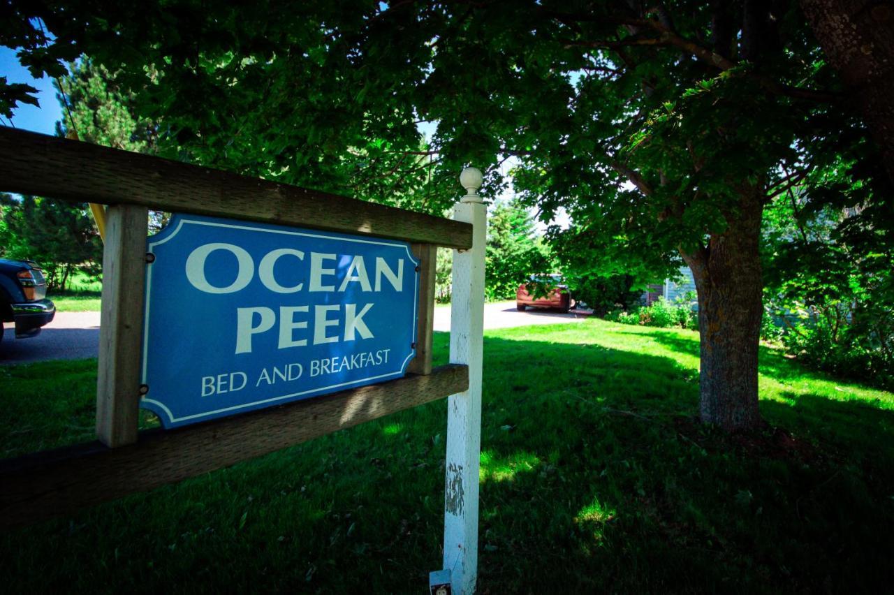 Lee'S Ocean Peek B & B Stratford Exteriör bild