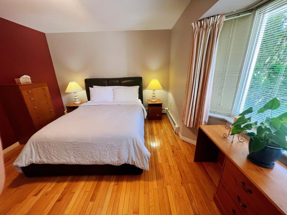 Lee'S Ocean Peek B & B Stratford Exteriör bild
