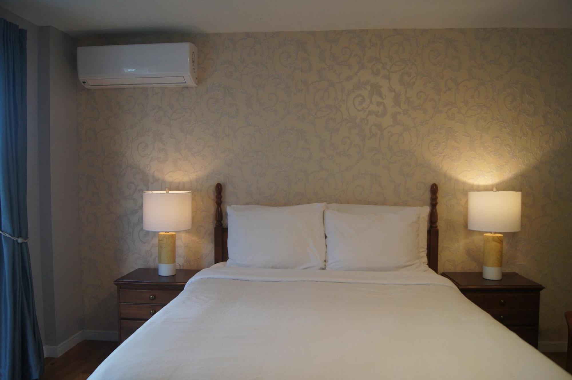 Lee'S Ocean Peek B & B Stratford Exteriör bild