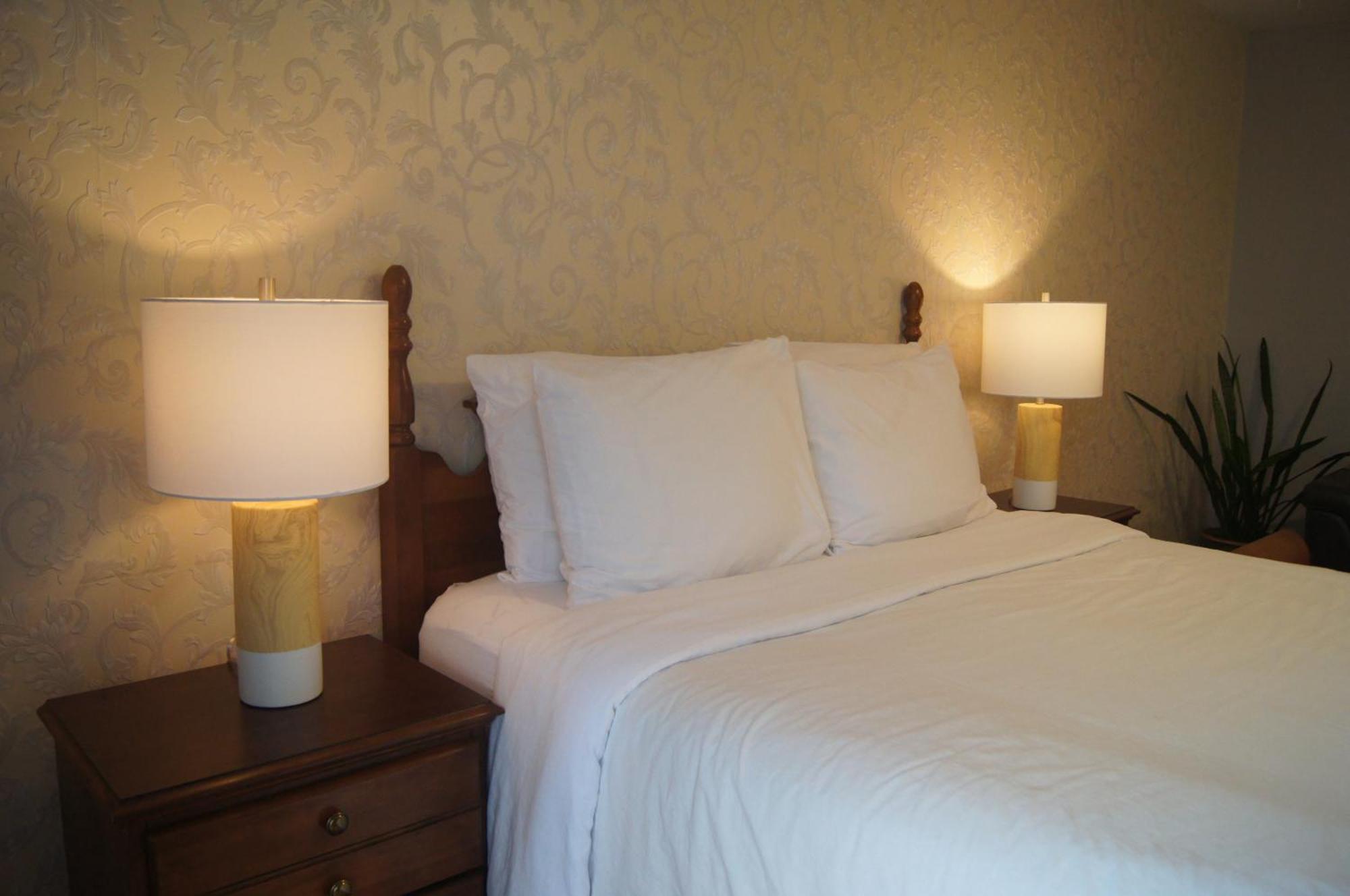 Lee'S Ocean Peek B & B Stratford Exteriör bild